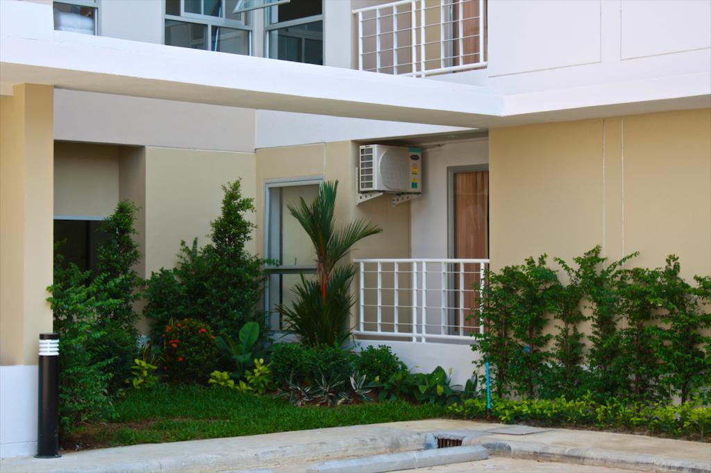 Baanbudsarin Apartment Sing Buri Exterior photo